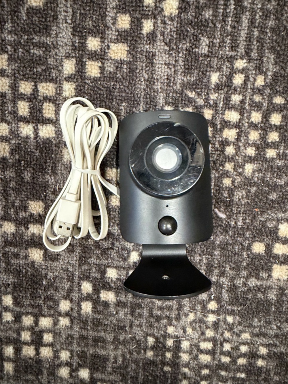 SimpliSafe SimpliCam Model SSCM1 Indoor Camera Wi-Fi HD USB